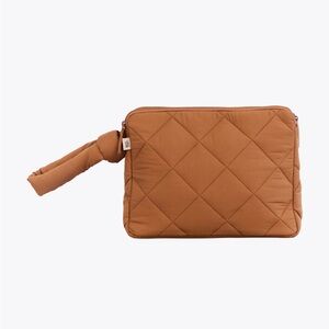 BEIS x Elsa Hosk The Clutch in Wild Child (Limited Edition)